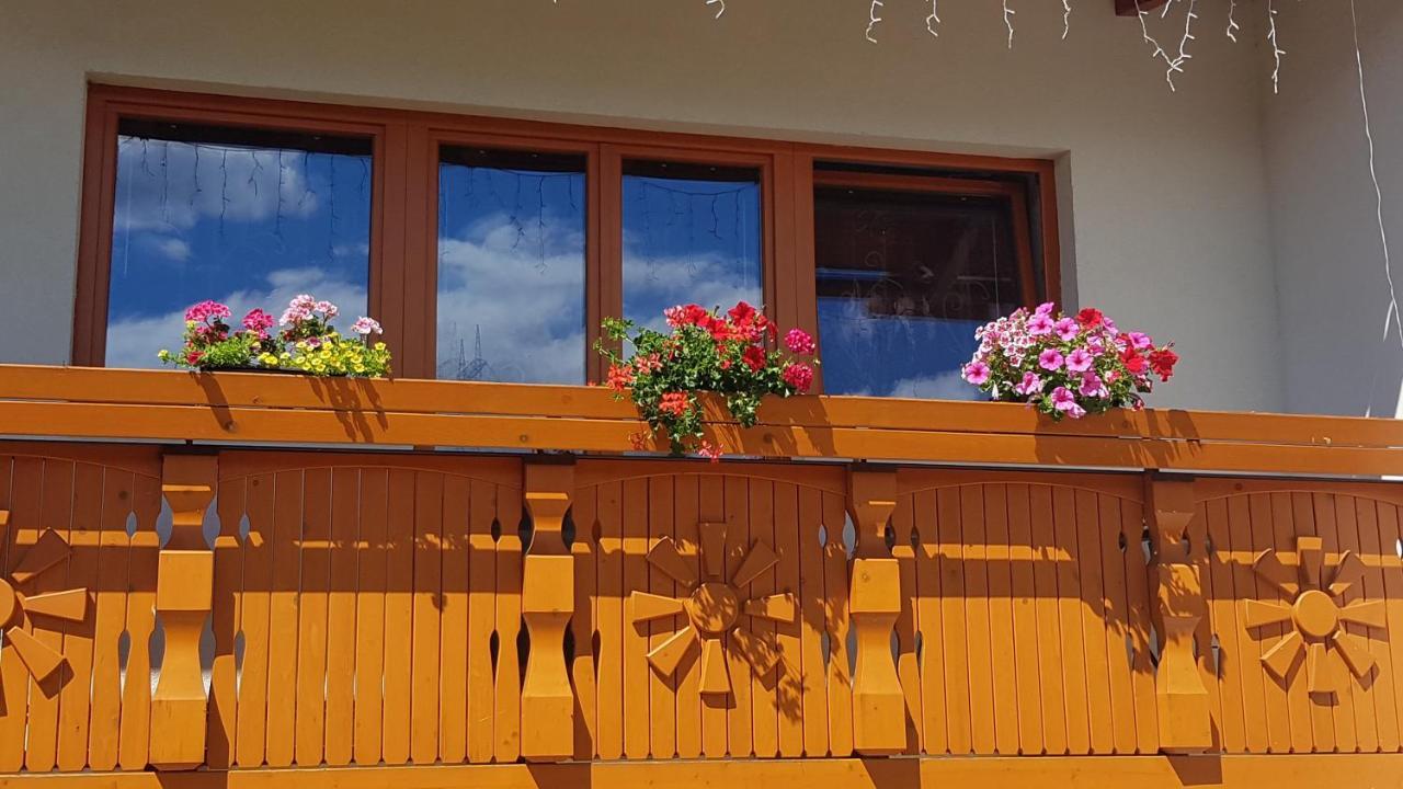 Hotel Privat Nika Závažná Poruba Exterior foto